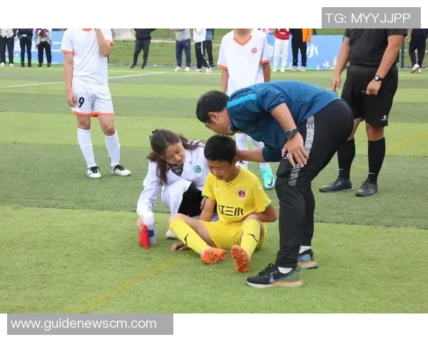 赛后分析：西安足球队与上海足球队对决的战术与经验总结